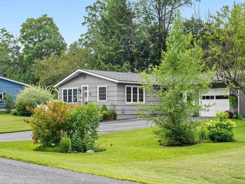 5 Spruce Lane Barre Town VT 05641