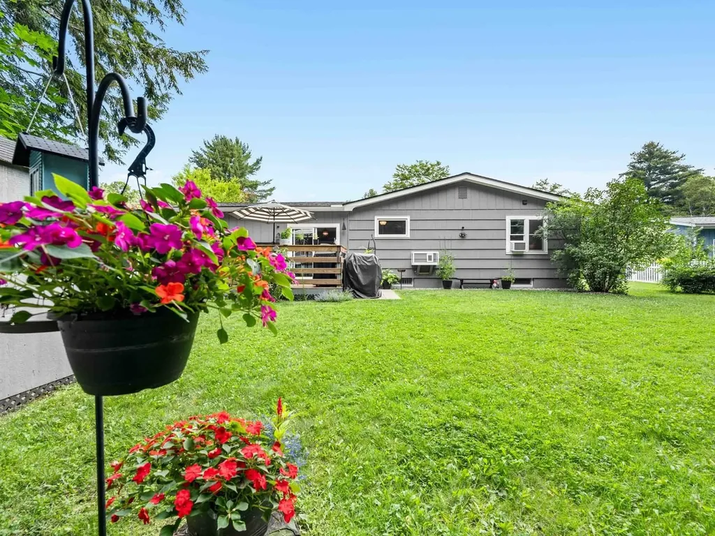 5 Spruce Lane Barre Town VT 05641