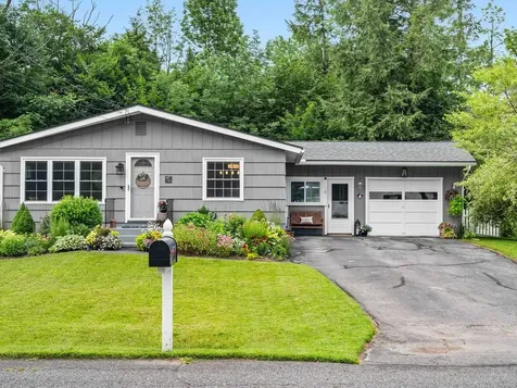 5 Spruce Lane Barre Town VT 05641