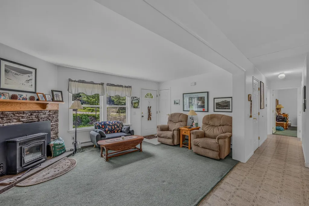 159 James Street Bethlehem NH 03574