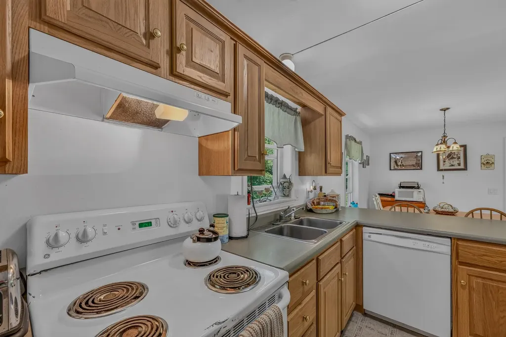 159 James Street Bethlehem NH 03574