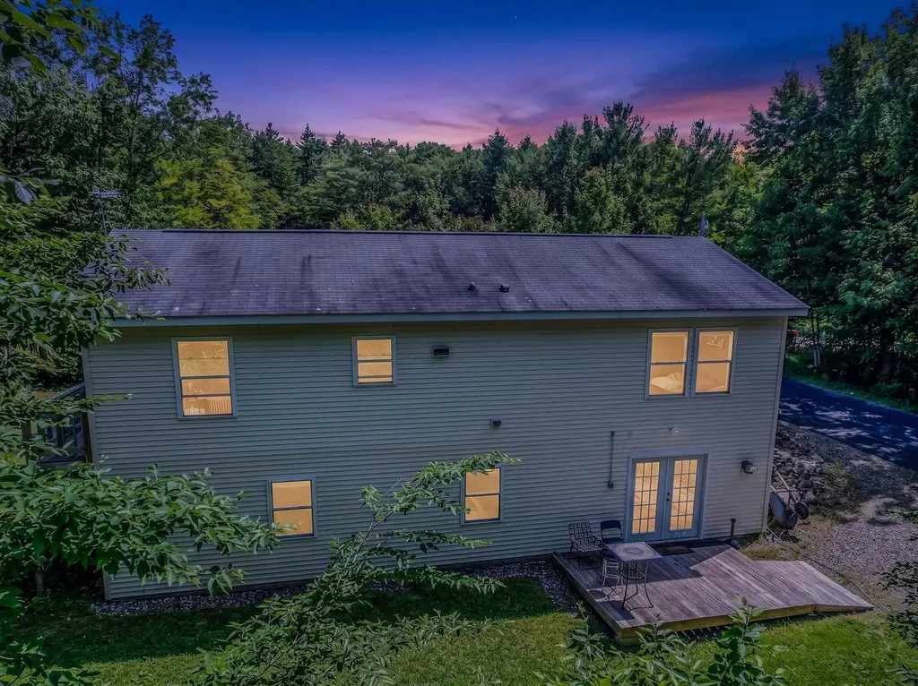 159 James Street Bethlehem NH 03574