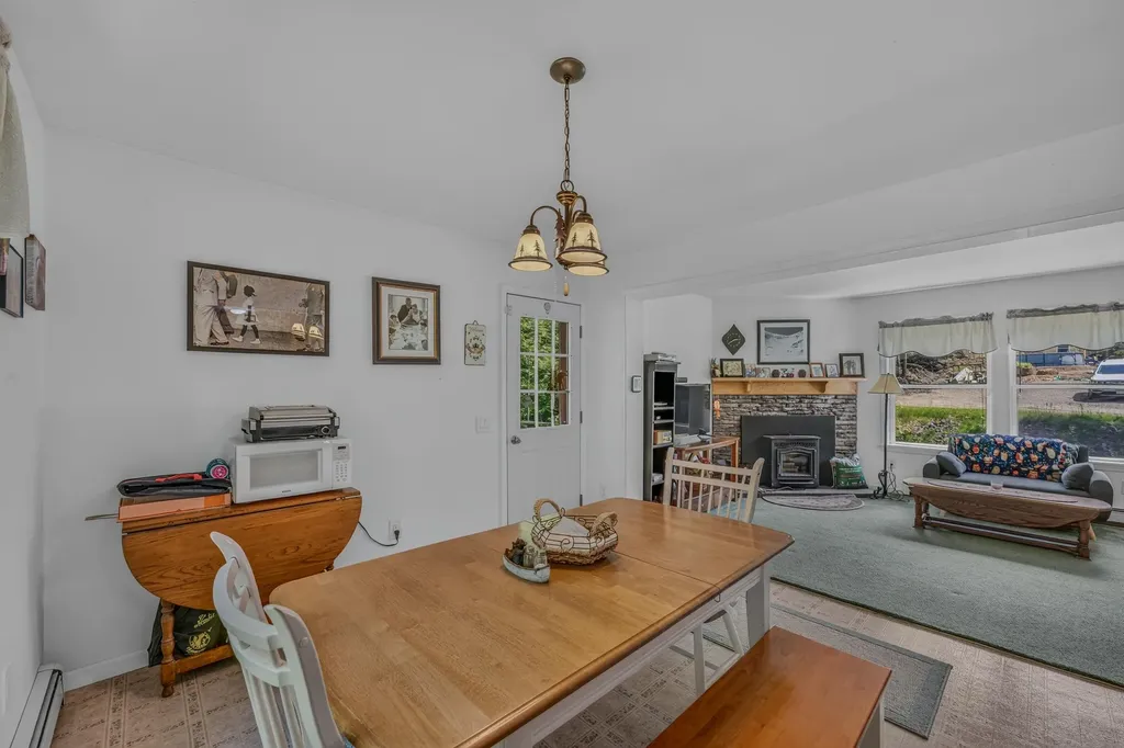 159 James Street Bethlehem NH 03574