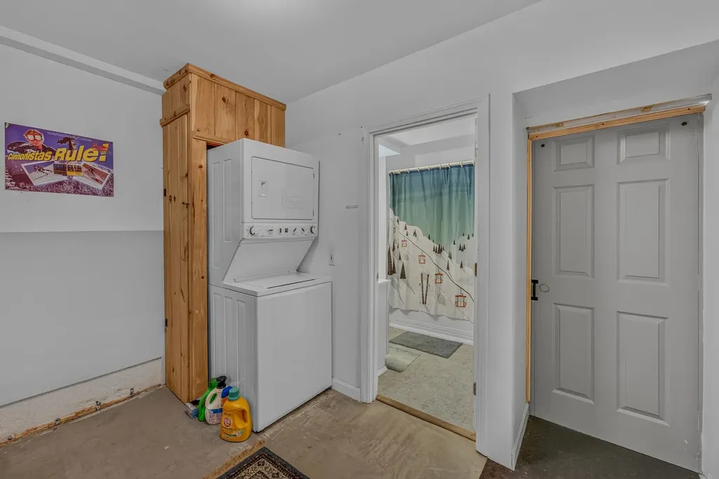 159 James Street Bethlehem NH 03574