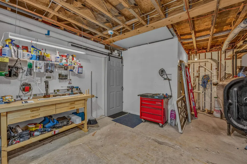 159 James Street Bethlehem NH 03574