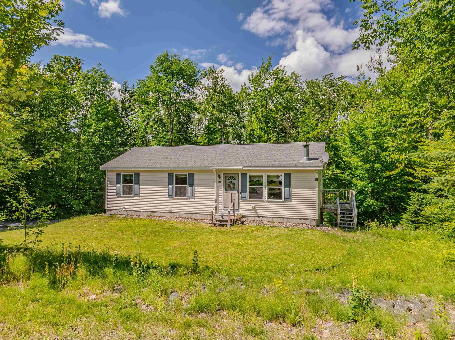 159 James Street Bethlehem NH 03574