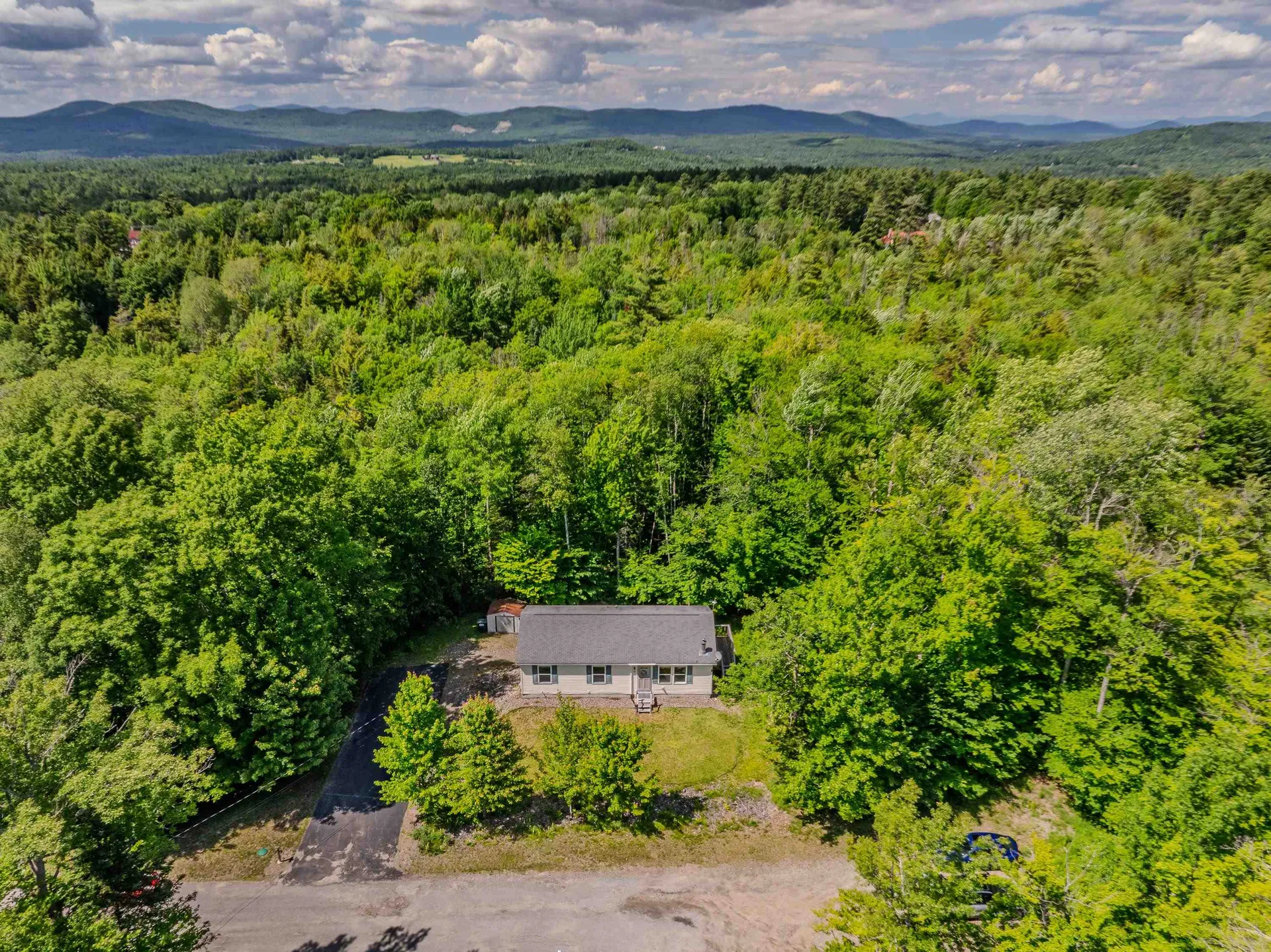 159 James Street Bethlehem NH 03574
