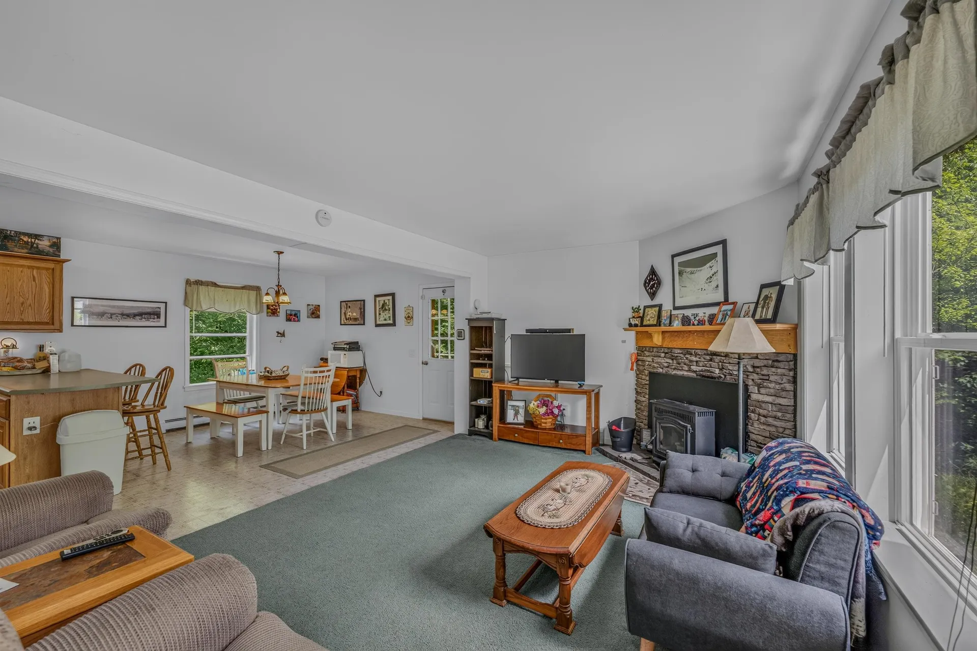 159 James Street Bethlehem NH 03574