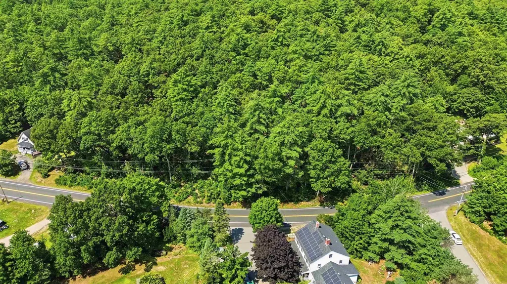 00 Mammoth Road Pelham NH 03076