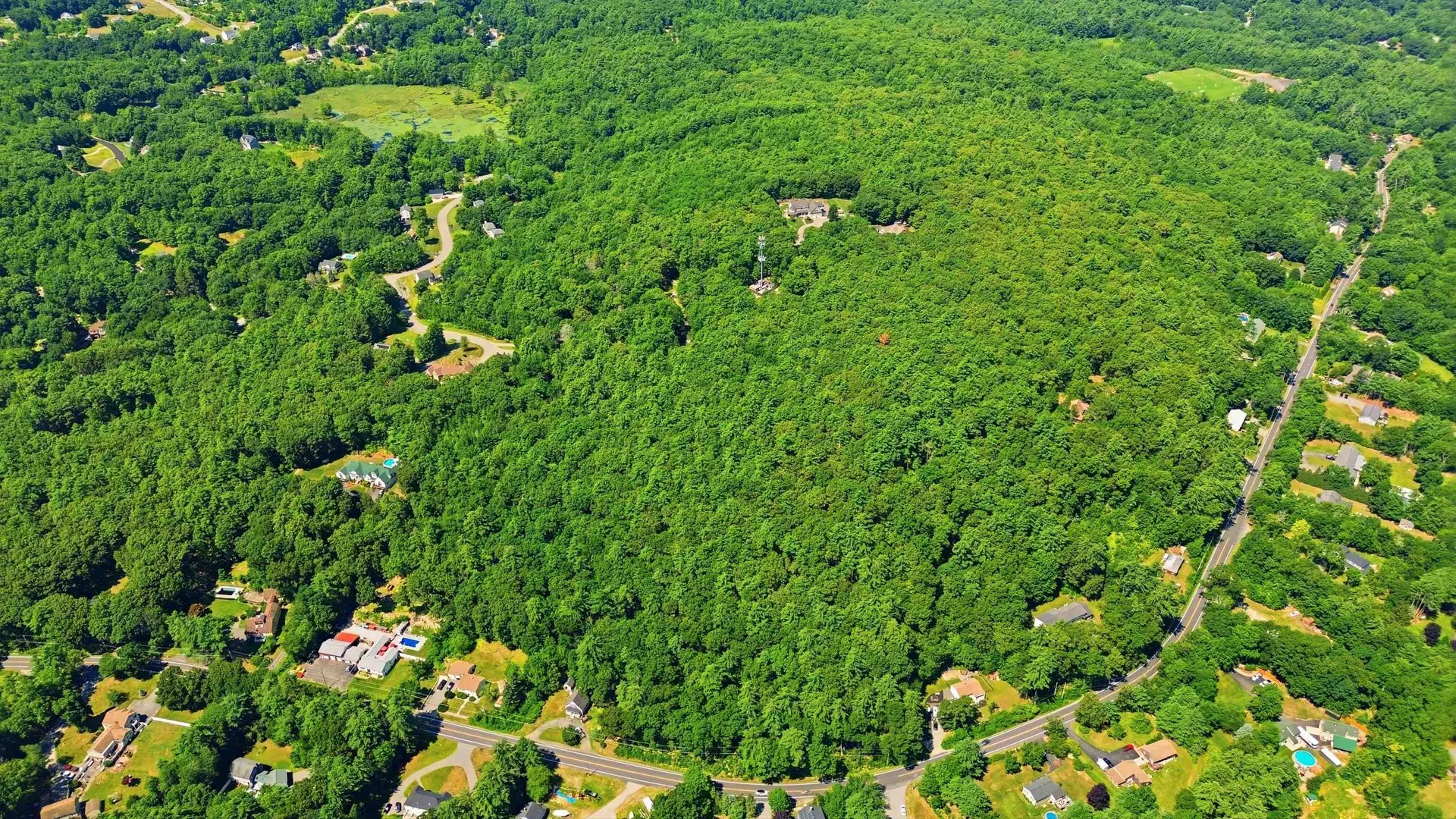 00 Mammoth Road Pelham NH 03076