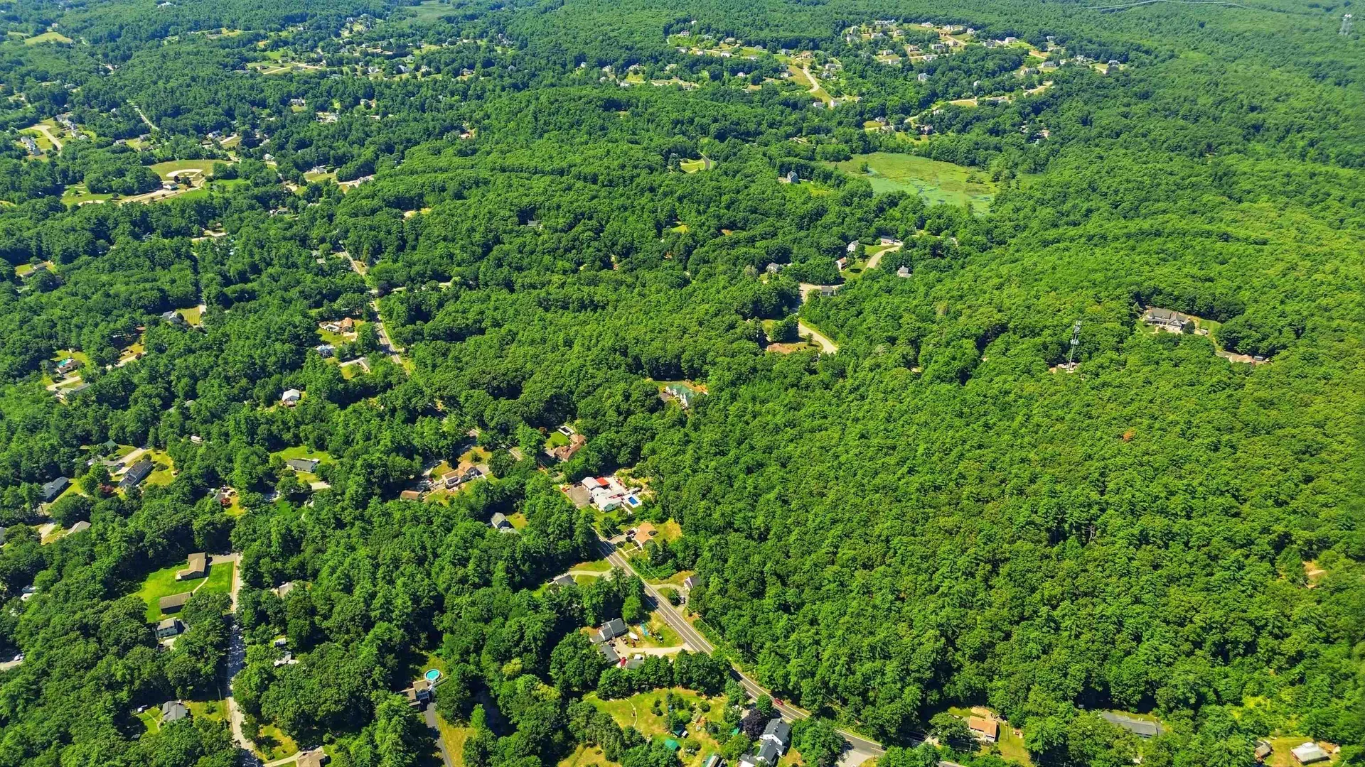 00 Mammoth Road Pelham NH 03076