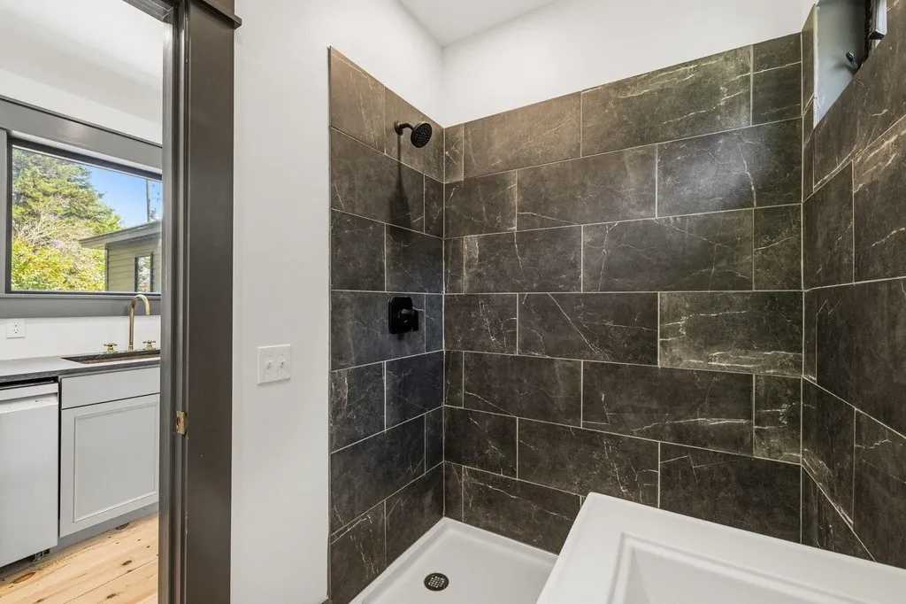 22 Pioneer Road Rye NH 03870