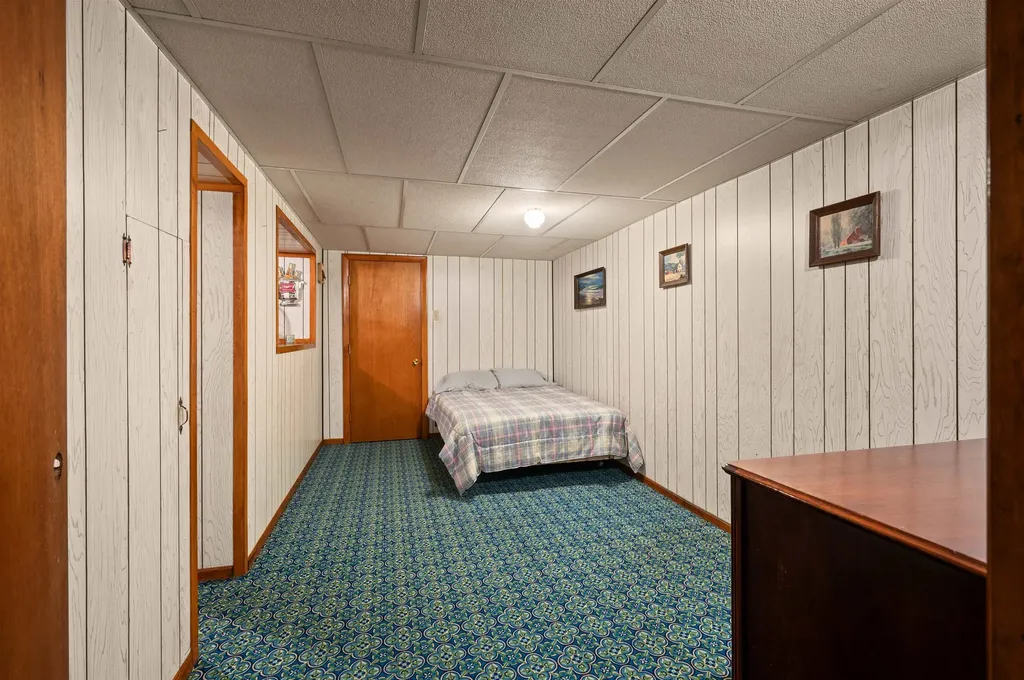 12 Norris Road Pittsfield NH 03263