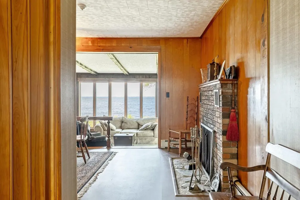 412 North Shore Road Isle La Motte VT 05463