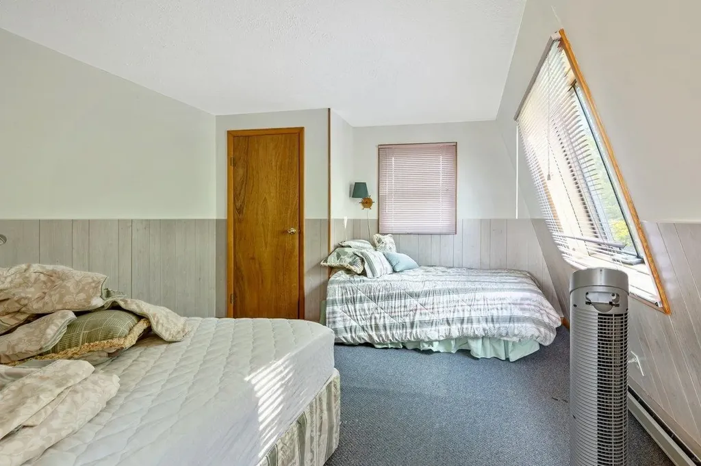 412 North Shore Road Isle La Motte VT 05463