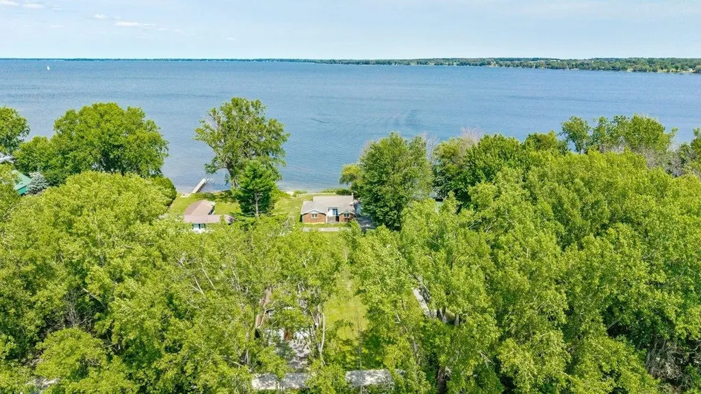 412 North Shore Road Isle La Motte VT 05463