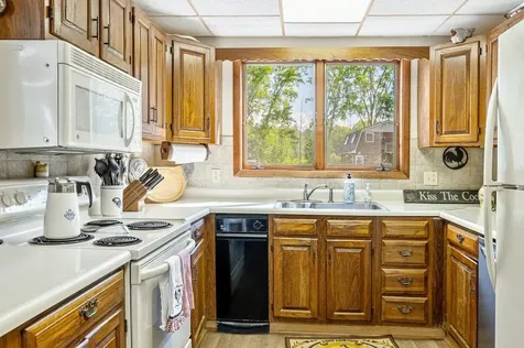 412 North Shore Road Isle La Motte VT 05463