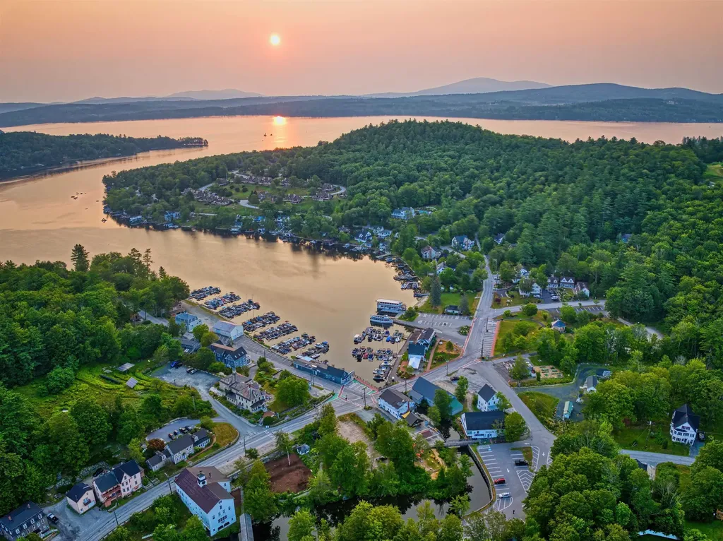 11 Harbor West Lane Sunapee NH 03782