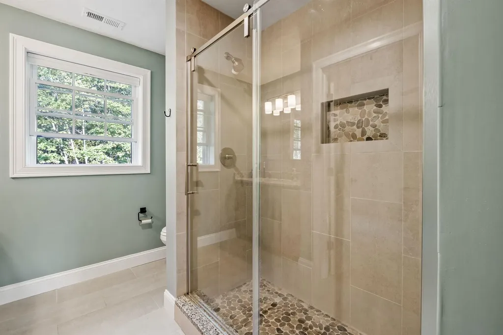66 Brook Hill Meredith NH 03253