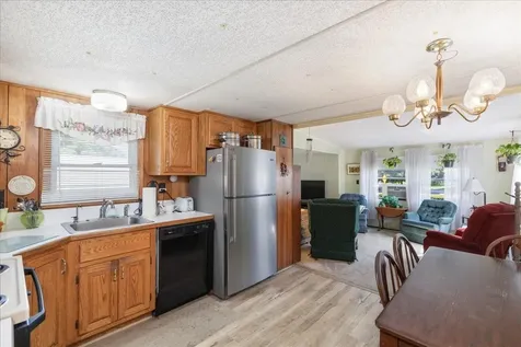 99 Hayes Mobile Home Park Exeter NH 03833