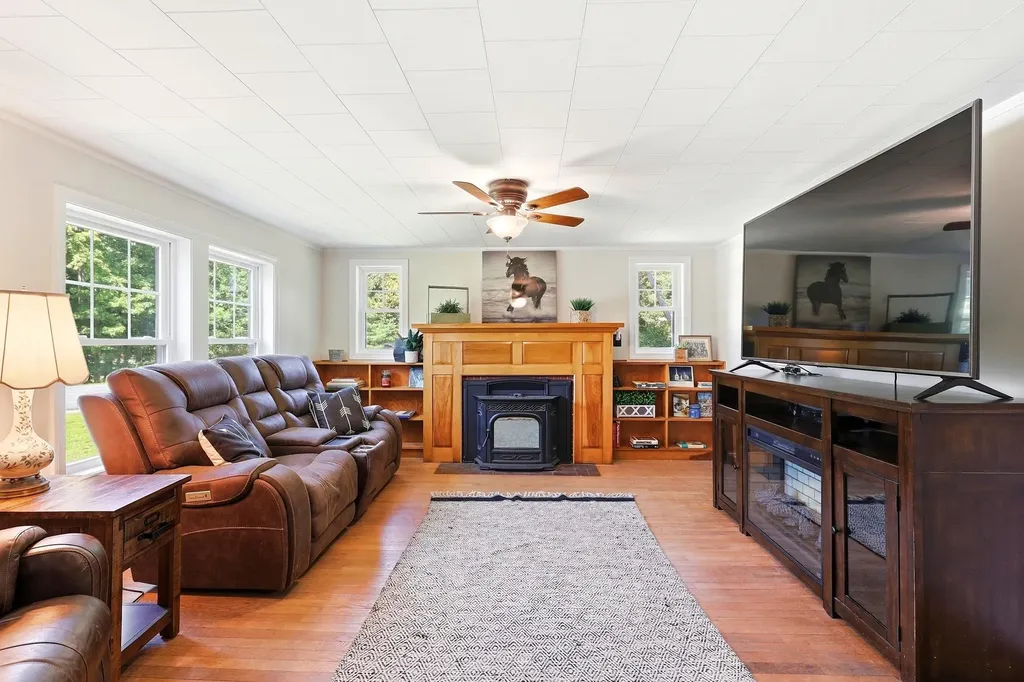 50 Suncook Valley Road Chichester NH 03258