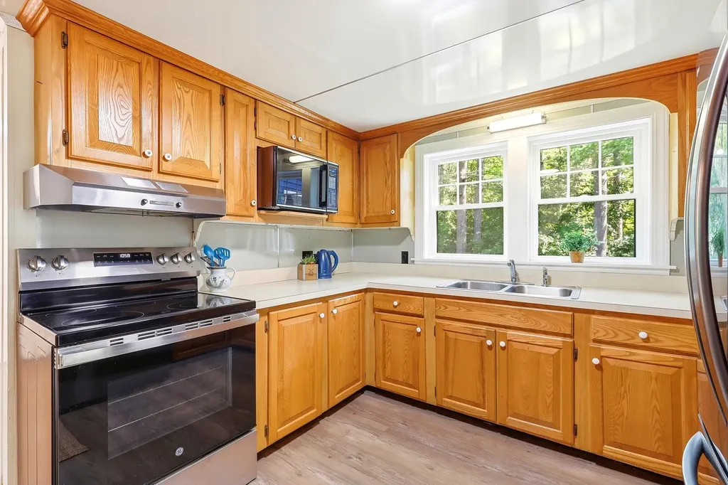 50 Suncook Valley Road Chichester NH 03258