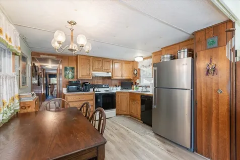 99 Hayes Mobile Home Park Exeter NH 03833