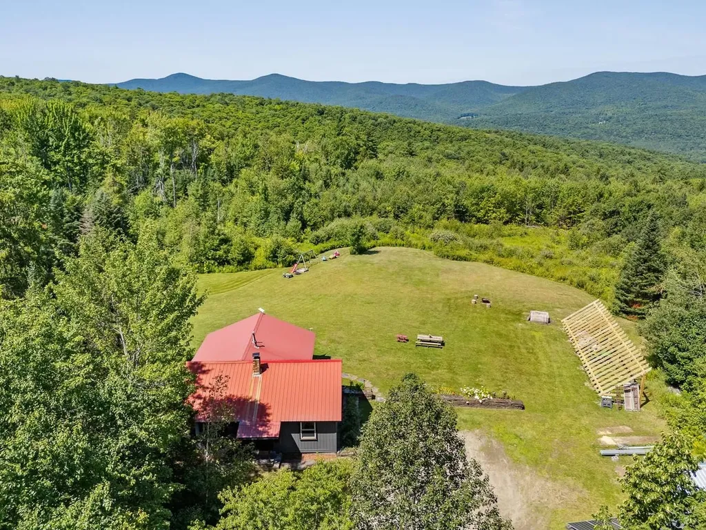 1290 Beaver Meadow Road Roxbury VT 05669