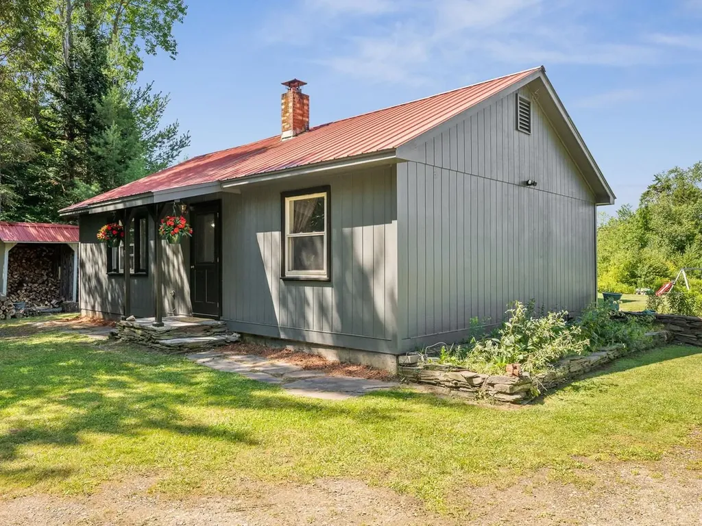 1290 Beaver Meadow Road Roxbury VT 05669