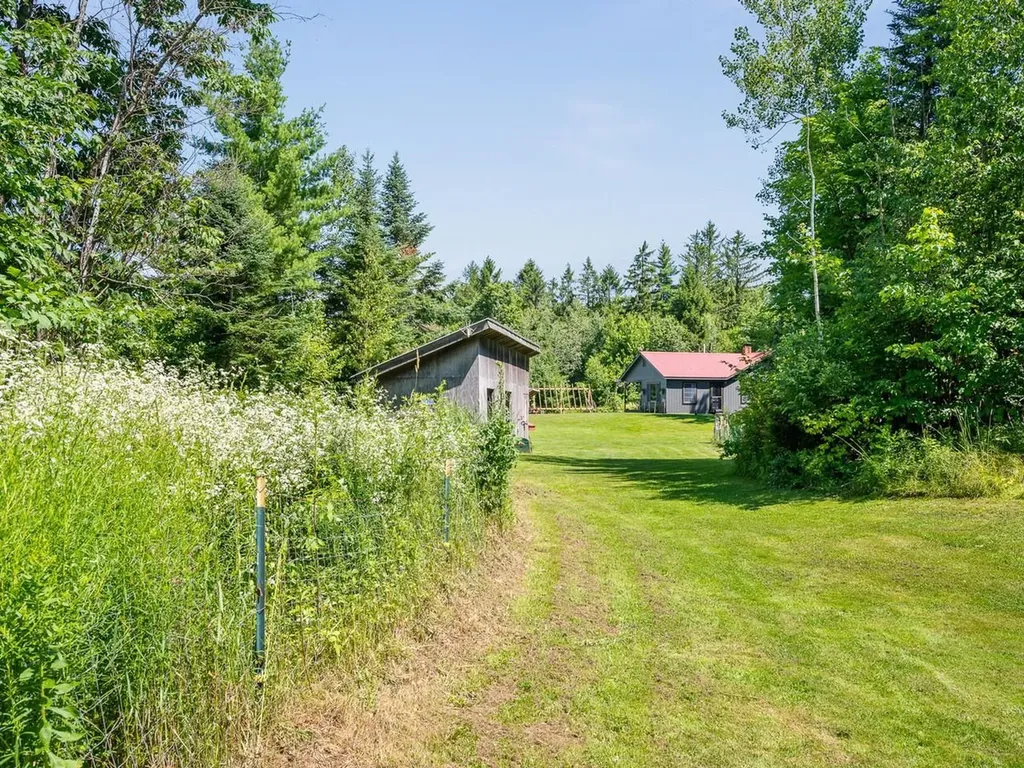 1290 Beaver Meadow Road Roxbury VT 05669