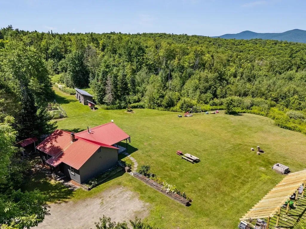 1290 Beaver Meadow Road Roxbury VT 05669