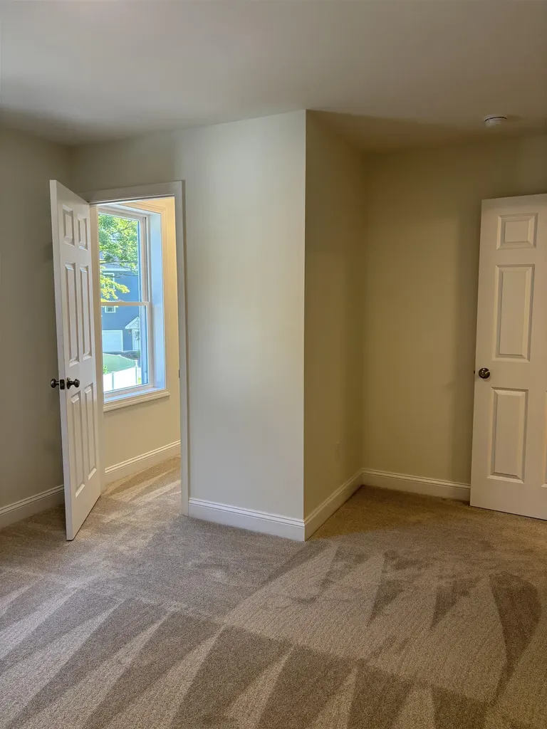 15 Lucy Lane Peterborough NH 03458