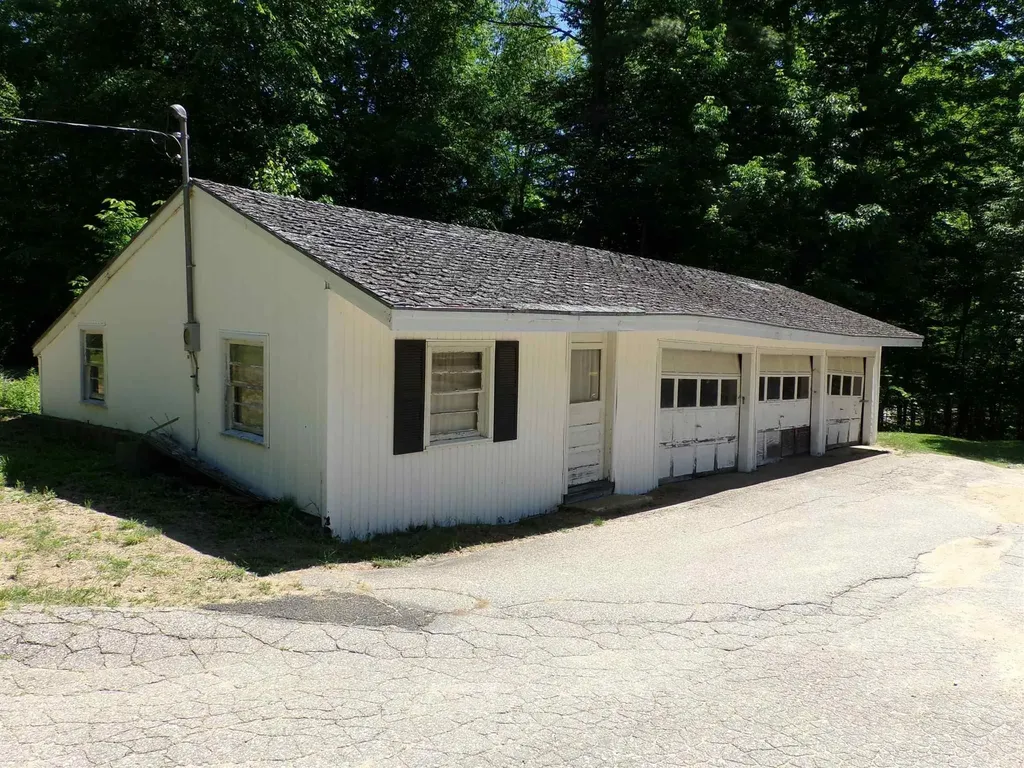 108 Cherry Valley Road Gilford NH 03249