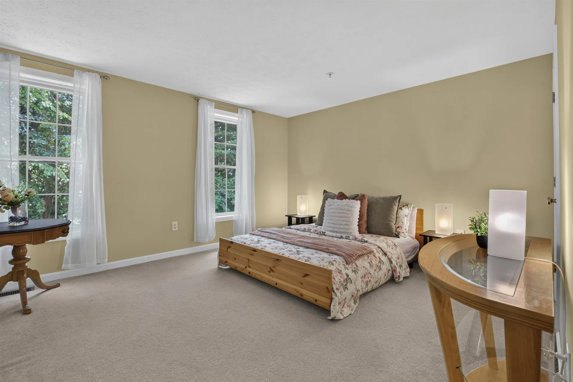 38 Georgetowne Drive Nashua NH 03062
