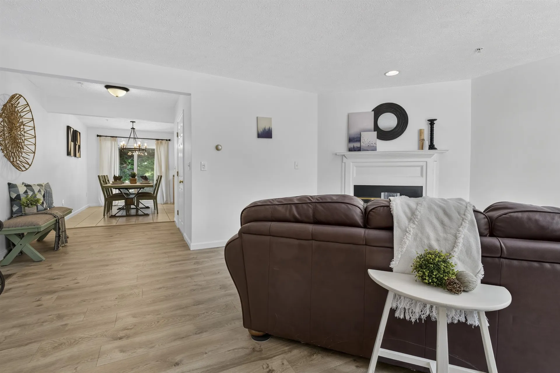 38 Georgetowne Drive Nashua NH 03062
