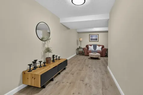 38 Georgetowne Drive Nashua NH 03062