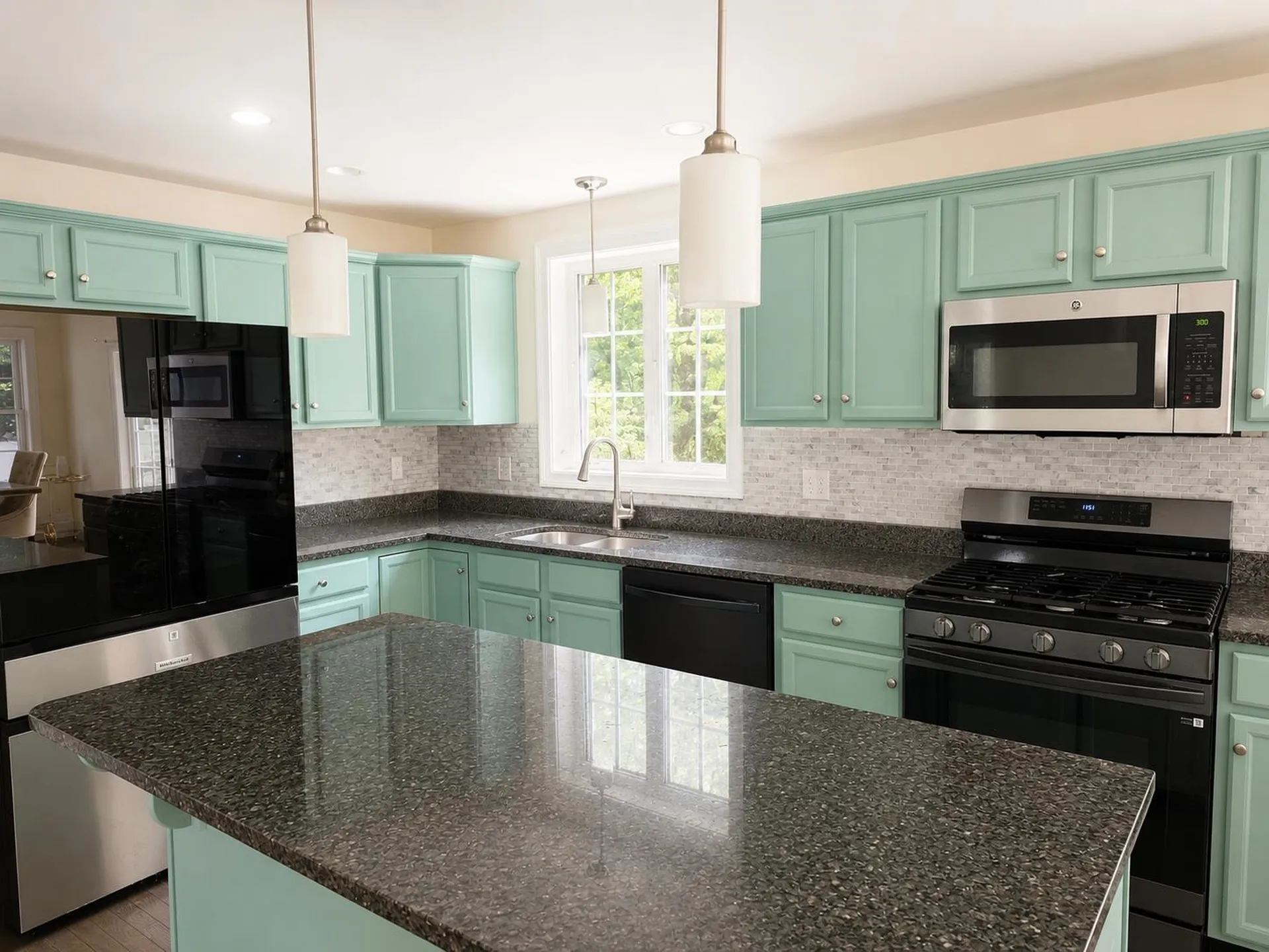 21 Stocklan Circle Dover NH 03820