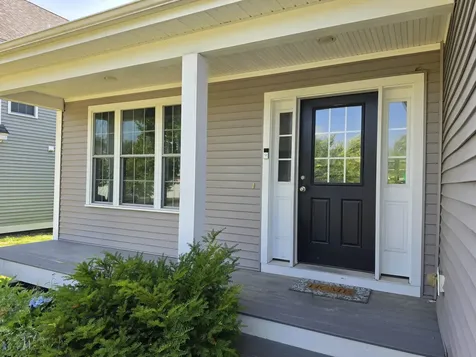 21 Stocklan Circle Dover NH 03820