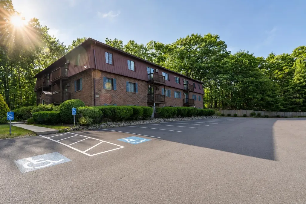 60 Old Hackett Hill Road Manchester NH 03102