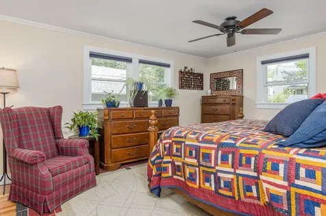 23 Escumbuit Road Derry NH 03038