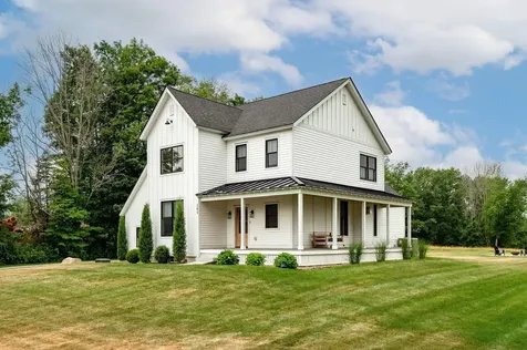 283 Middle Road Dover NH 03820