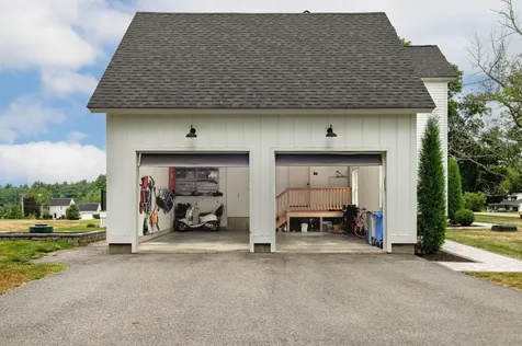 283 Middle Road Dover NH 03820