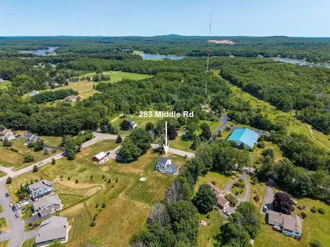283 Middle Road Dover NH 03820
