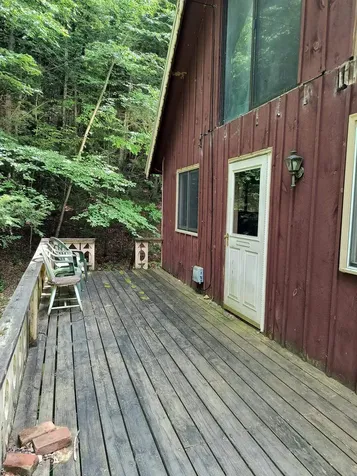 55 Hallwood Drive Surry NH 03431