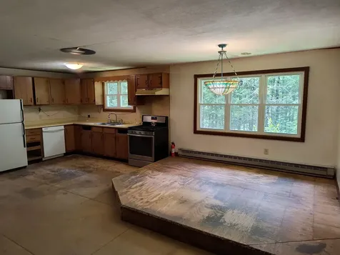 55 Hallwood Drive Surry NH 03431