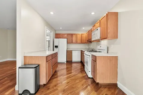 3 Plum Lane Newmarket NH 03857