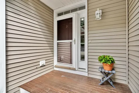3 Plum Lane Newmarket NH 03857