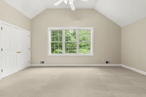 3 Plum Lane Newmarket NH 03857