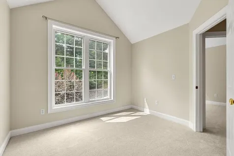 3 Plum Lane Newmarket NH 03857