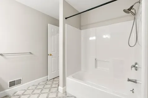 3 Plum Lane Newmarket NH 03857